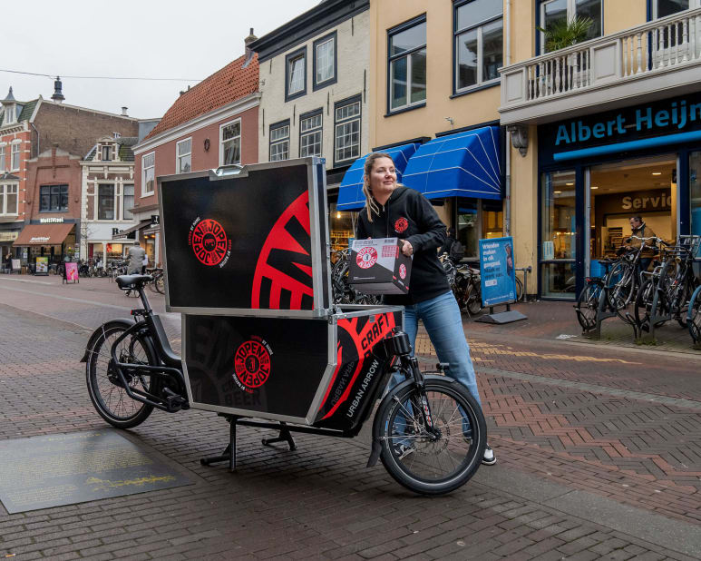 Urban arrow sales toploader
